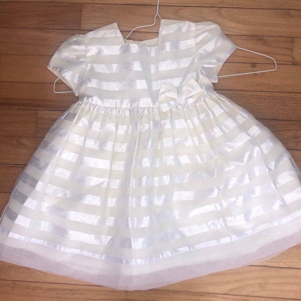 4T Girls Vintage dress CI Castro cream colored